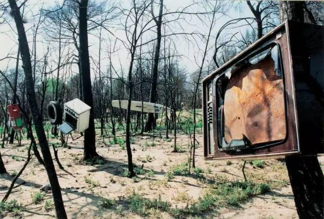 «Смерть и освобождение», 1990