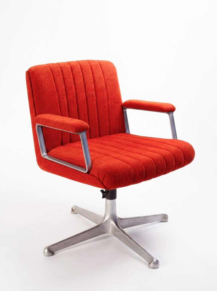 Офисное кресло P125, 1960