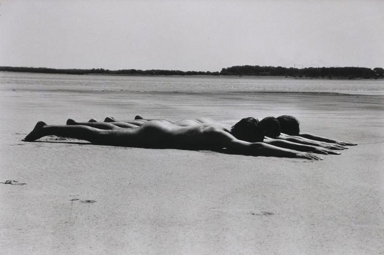 Do paralle is Cross?, 2002