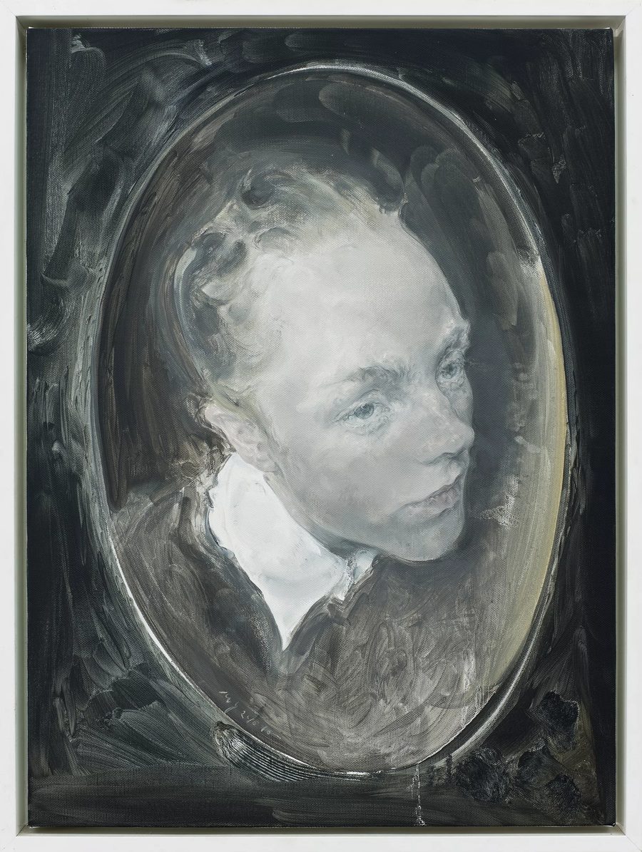 Oval Portrait – Posie Musgrau No. 2, 2010