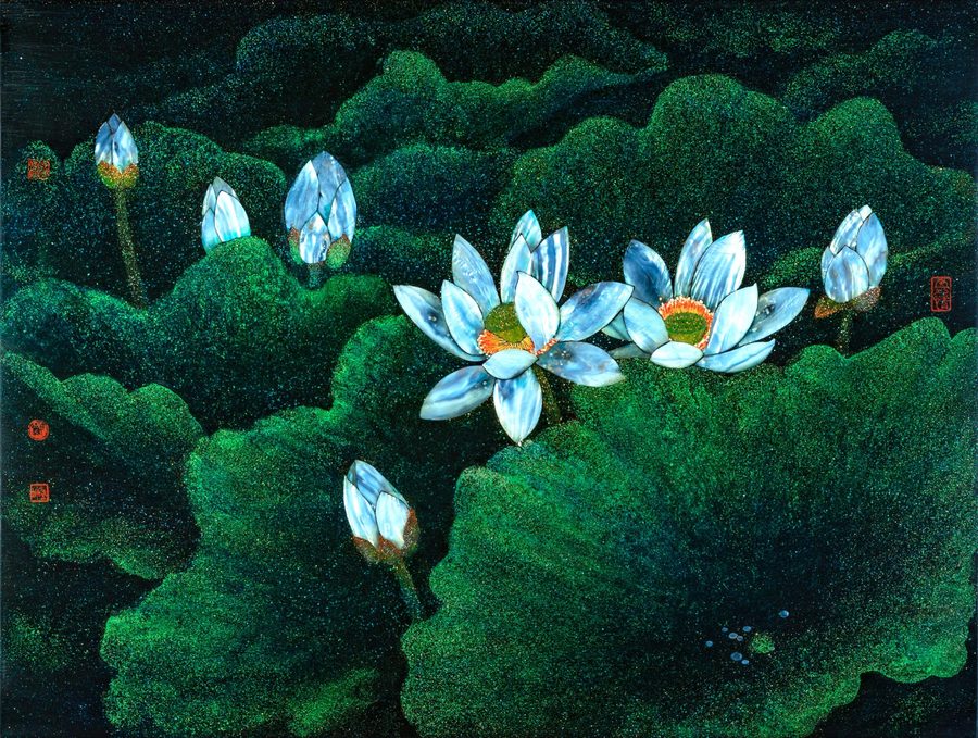 Lotus (荷花), lacquer and nacre on wood, 61×81
