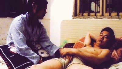 喧哗的尘土 Floating Dust, 2004