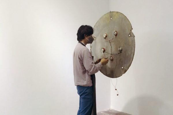 Кадр Xu Cheng в репортаже Bandcamp Daily о