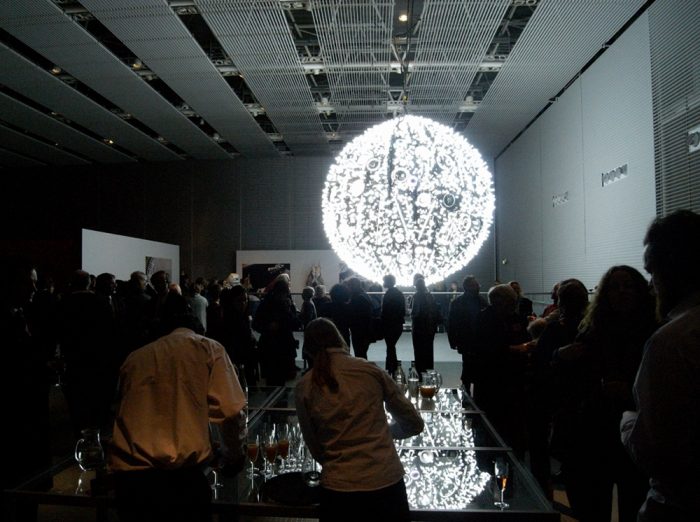 Artificial Moon, 2007